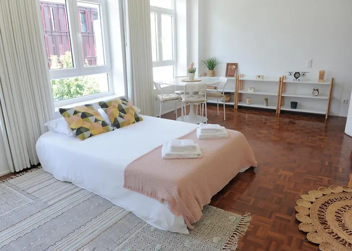 Center Mercado Do Bolhao Prime Location Jesuina E As 3 Janelas * Πόρτο