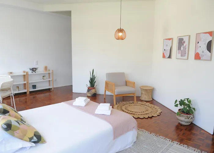 Center Mercado Do Bolhao Prime Location Jesuina E As 3 Janelas ポルト