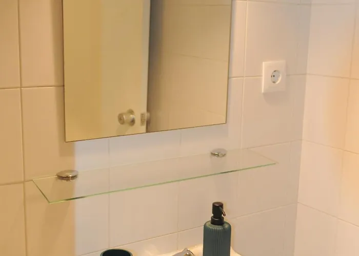 Center Mercado Do Bolhao Prime Location Jesuina E As 3 Janelas *