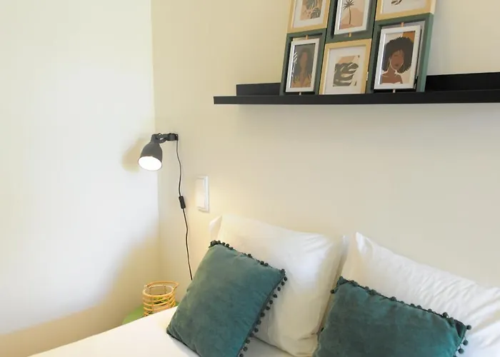 Center Mercado Do Bolhao Prime Location Jesuina E As 3 Janelas פורטו